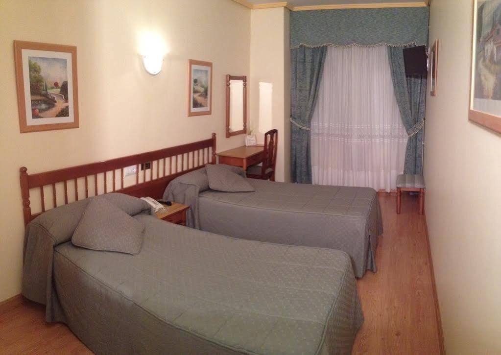 Hotel America Ferrol Eksteriør bilde